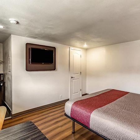 Motel 6 Elizabeth Nj Newark Liberty Intl Airport Экстерьер фото