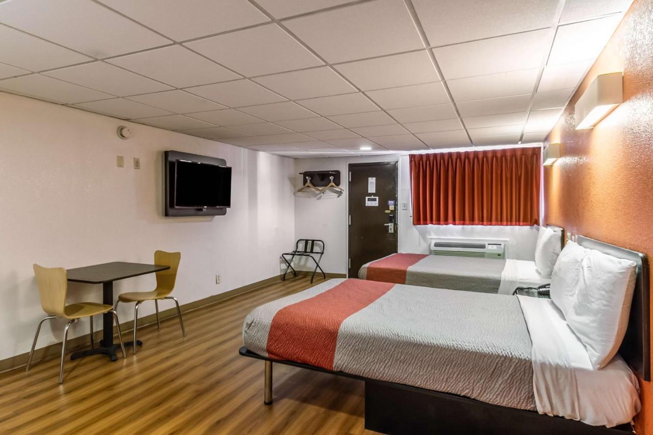 Motel 6 Elizabeth Nj Newark Liberty Intl Airport Экстерьер фото